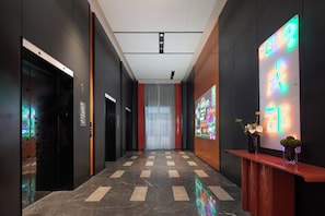 Lift - HamptonHiltonChengduRailwayNorthStation (Chengdu)