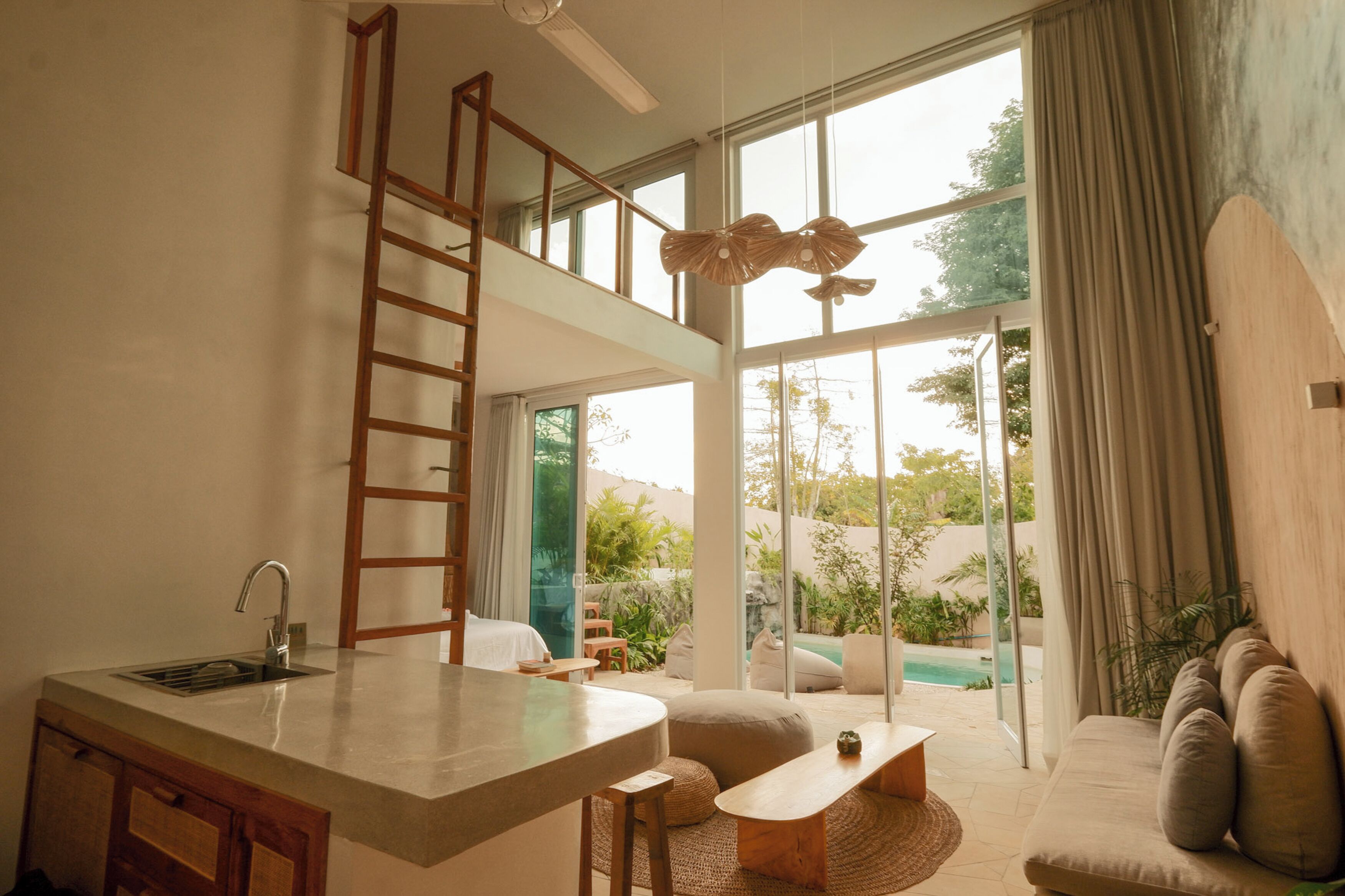 Luxury Villa, Courtyard View