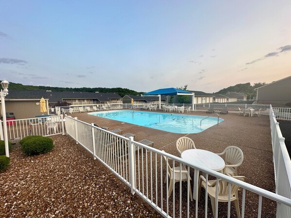 Udendørs pool