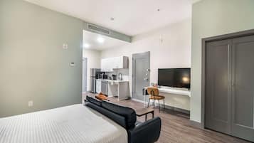 2 slaapkamers, een strijkplank/strijkijzer, wifi, beddengoed