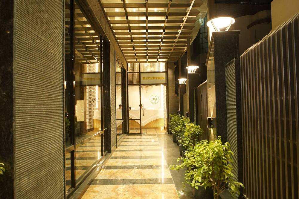 Hotel Square S