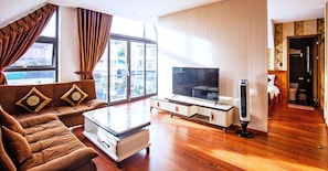 Quarto duplo superluxo | Escrivaninha, quartos à prova de som, Wi-Fi de cortesia