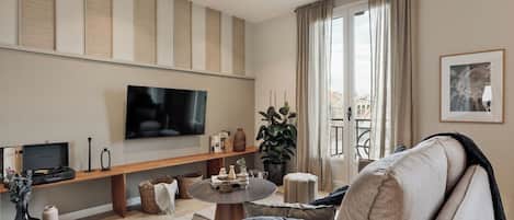 TV