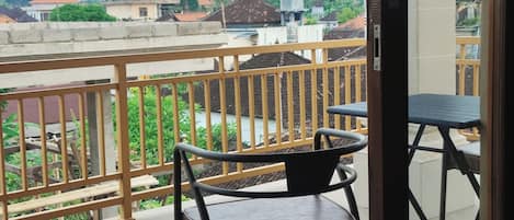 Habitación doble clásica, balcón | Terraza o patio