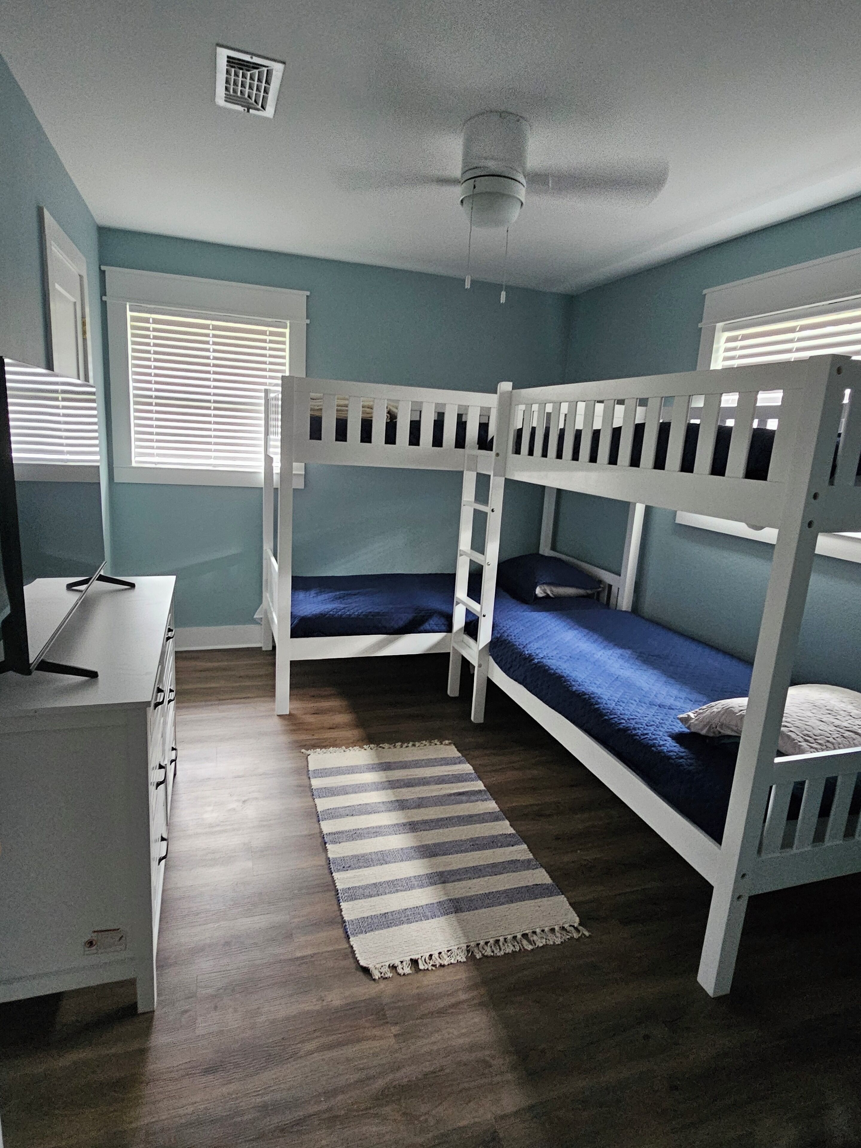 Bedroom 2
four twin beds