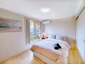 3 Schlafzimmer, Bügeleisen/Bügelbrett, WLAN, Bettwäsche