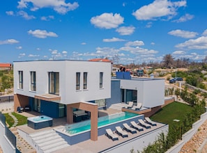 Villa (Four Bedroom Villa Šimun Zaton with ) | Aerial view