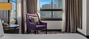 2 quartos, ferros/tábuas de passar roupa, Wi-Fi, roupa de cama