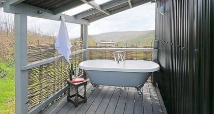 Luxurious Shepherds Huts, Outdoor Baths, Sea Views