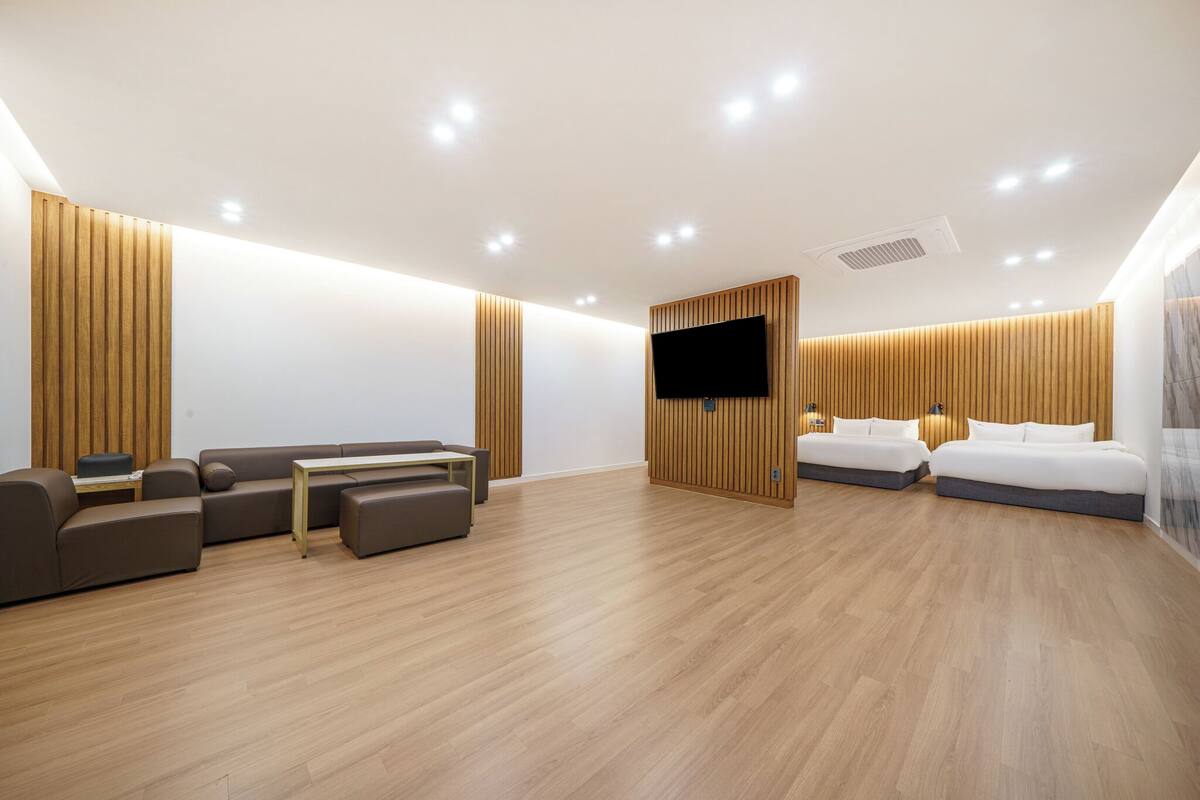 Family A | 1 bedroom, free WiFi