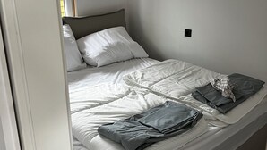 1 quarto, Wi-Fi de cortesia, roupa de cama