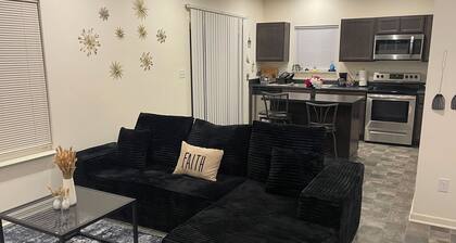 2-bedroom townhome with AC