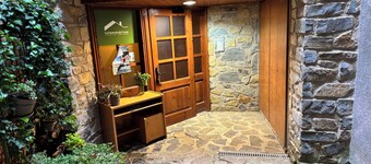 La fusteria del casat rural apartment EL BOSC, calm, nature with chimney