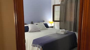 4 Schlafzimmer, Bügeleisen/Bügelbrett, kostenloses WLAN, Bettwäsche