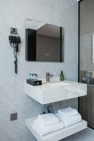 基础双人房 | 起居区