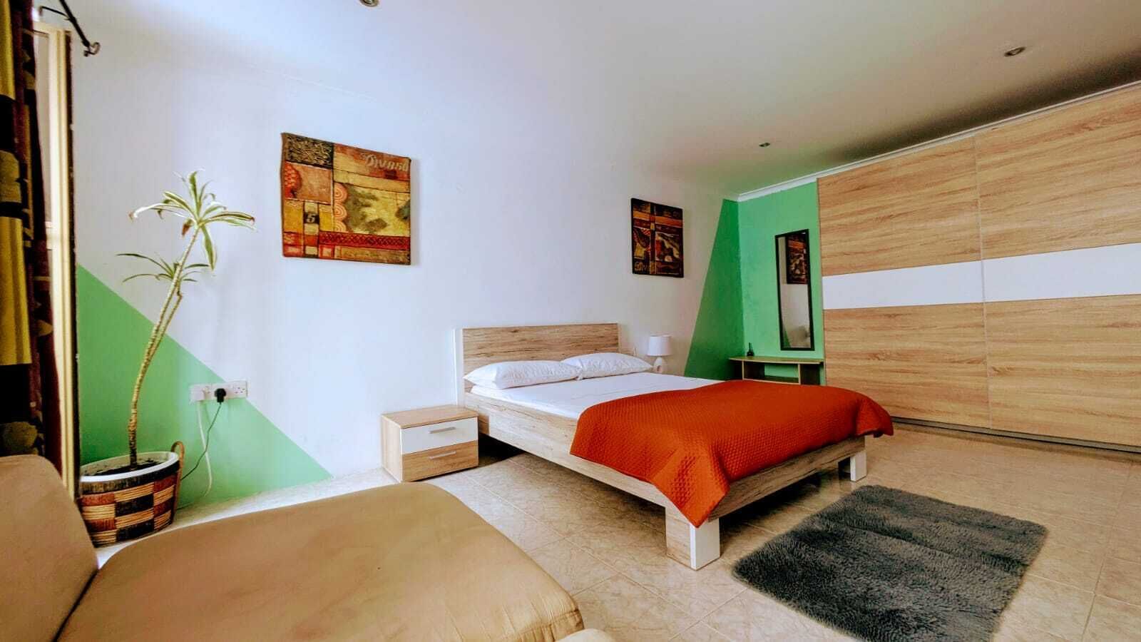 1 bedroom, internet, bed sheets