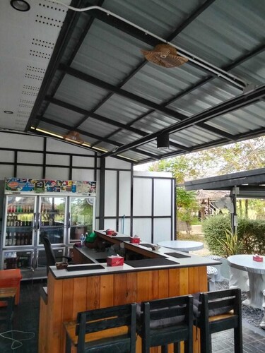 Charming Tranquility and Peace away from the crowd but close to all amenities.