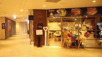 朝食 (ビュッフェ)、毎日提供 (1 名様 40000 KRW)