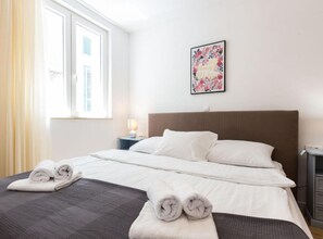 Apartment (Two Bedroom Apartment) - Cultural Haven Central Two Bedroom Apartment in Zadar With City Views (Zadar)