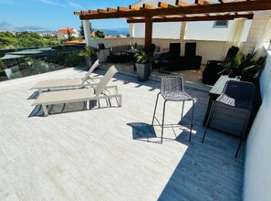 House (Holiday Home Villa) | Balcony