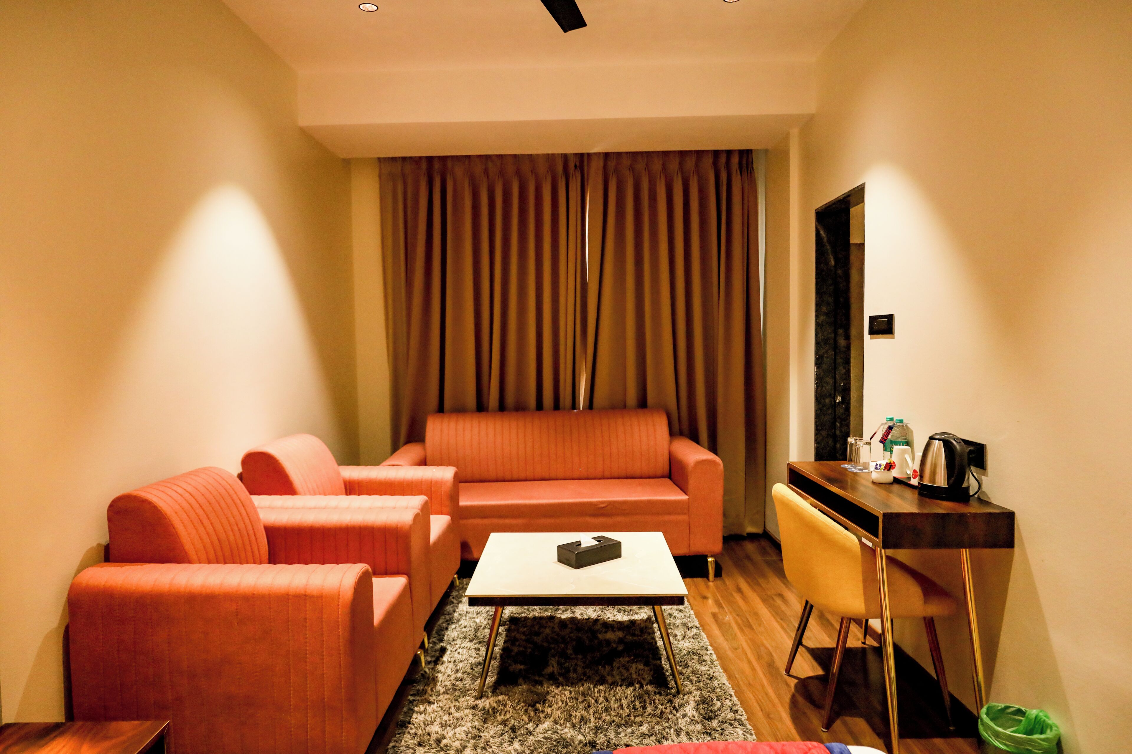 Premium Room | Living area | Smart TV