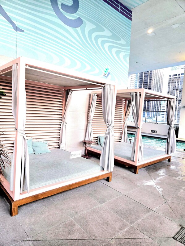 Piscine extérieure, piscine chauffée