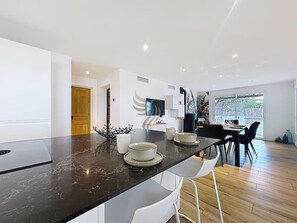 Immagine non classificata, 4 di 48, pulsante