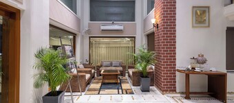 Hotel Pravasa Stay