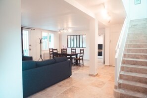 Interior - "L'Unique - Family home in the heart of the city (Tours)