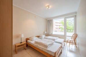 3 bedrooms, iron/ironing board, free WiFi