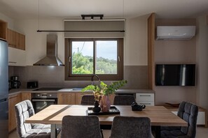 Diskmaskin och barnstol