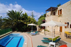 Pool - Villa in Rethymno with countryside view (Rethymno)