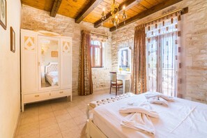 5 chambres, accès Internet