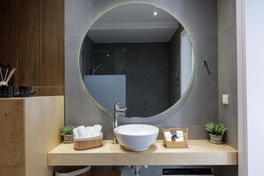Shower - Villa in Sfakaki with Private Pool & Beach Access (Rethymno)