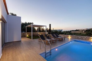 Pool - Villa in Sfakaki with Private Pool & Beach Access (Rethymno)