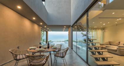 Villa in Zakynthos mit Meerblick & Pool