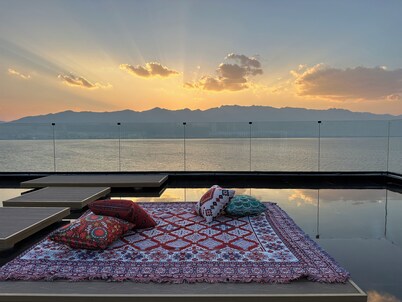 Dali Qiyu Half Hill  Seaview Villa Erhai