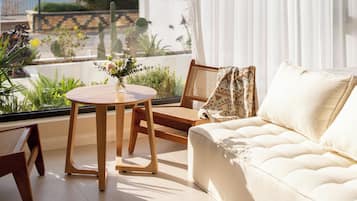 Basic Double Room, Ocean View | Desk, free WiFi