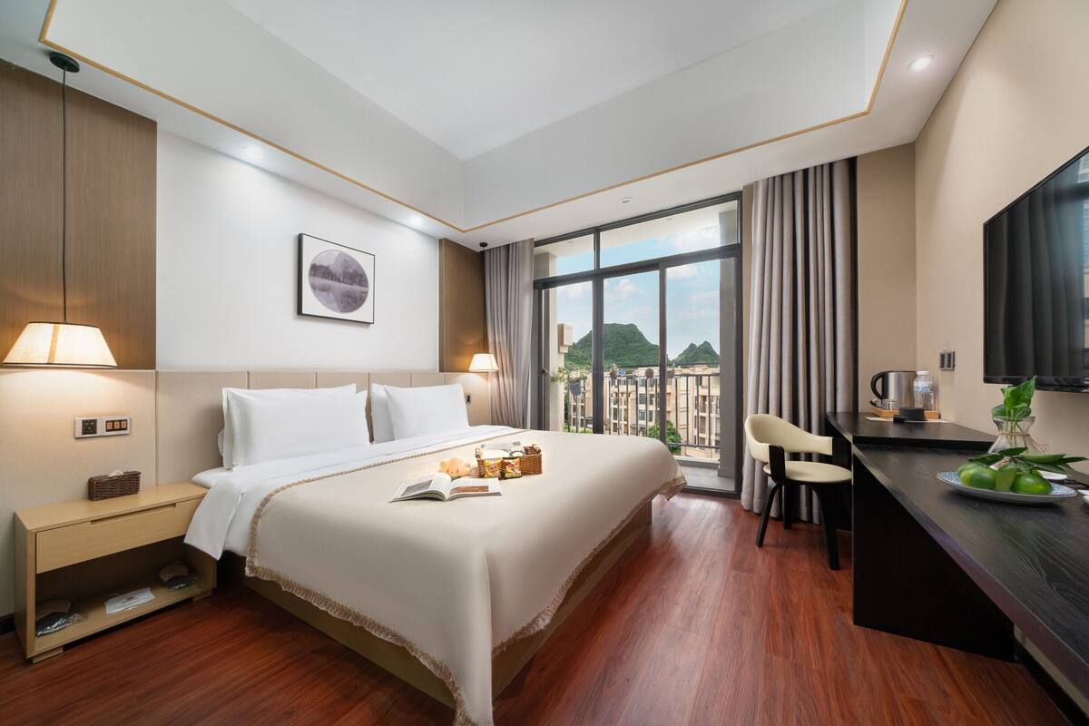 ห้องลักซ์ชัวรี่ดับเบิล, วิวภูเขา | เครื่องนอนระดับพรีเมียม, ผ้าม่านกันแสง, ห้องเก็บเสียง, Wi-Fi ฟรี