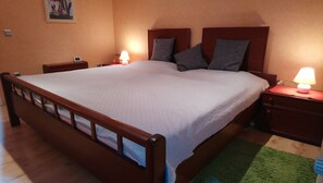 1 chambre, Wi-Fi gratuit, draps fournis