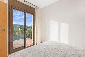 4 chambres, fer et planche à repasser, Wi-Fi gratuit