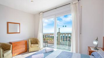 5 dormitorios, tabla de planchar con plancha, wifi gratis