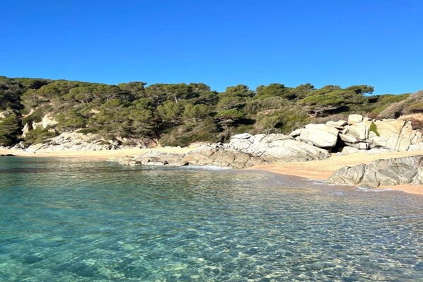 Ubicación cercana a la playa