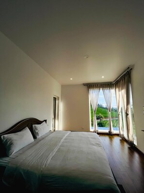 Superior Double Room, Garden View - Malaiosai S Happy Valley And Misty Mount (Coonoor)