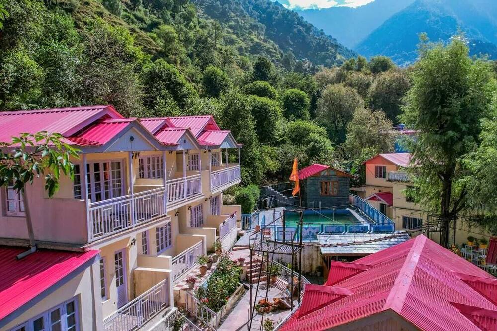Pax Hotel Rock Villa