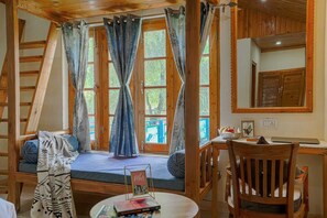 Chambre Familiale | Bureau, chambres insonorisées, Wi-Fi gratuit