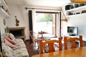 Smart TV, fireplace - Villa near Beach & Town Center in Spain (Calella de Palafrugell, Llafranc)