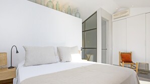 Unclassified image, 4 of 38, button - Spectacular villa with swimming pool (Llafranc)