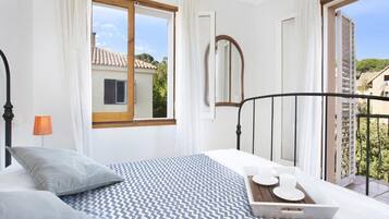 5 slaapkamers, een strijkplank/strijkijzer, gratis wifi