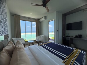 Deluxe Double Room, Sea View | Beach/ocean view